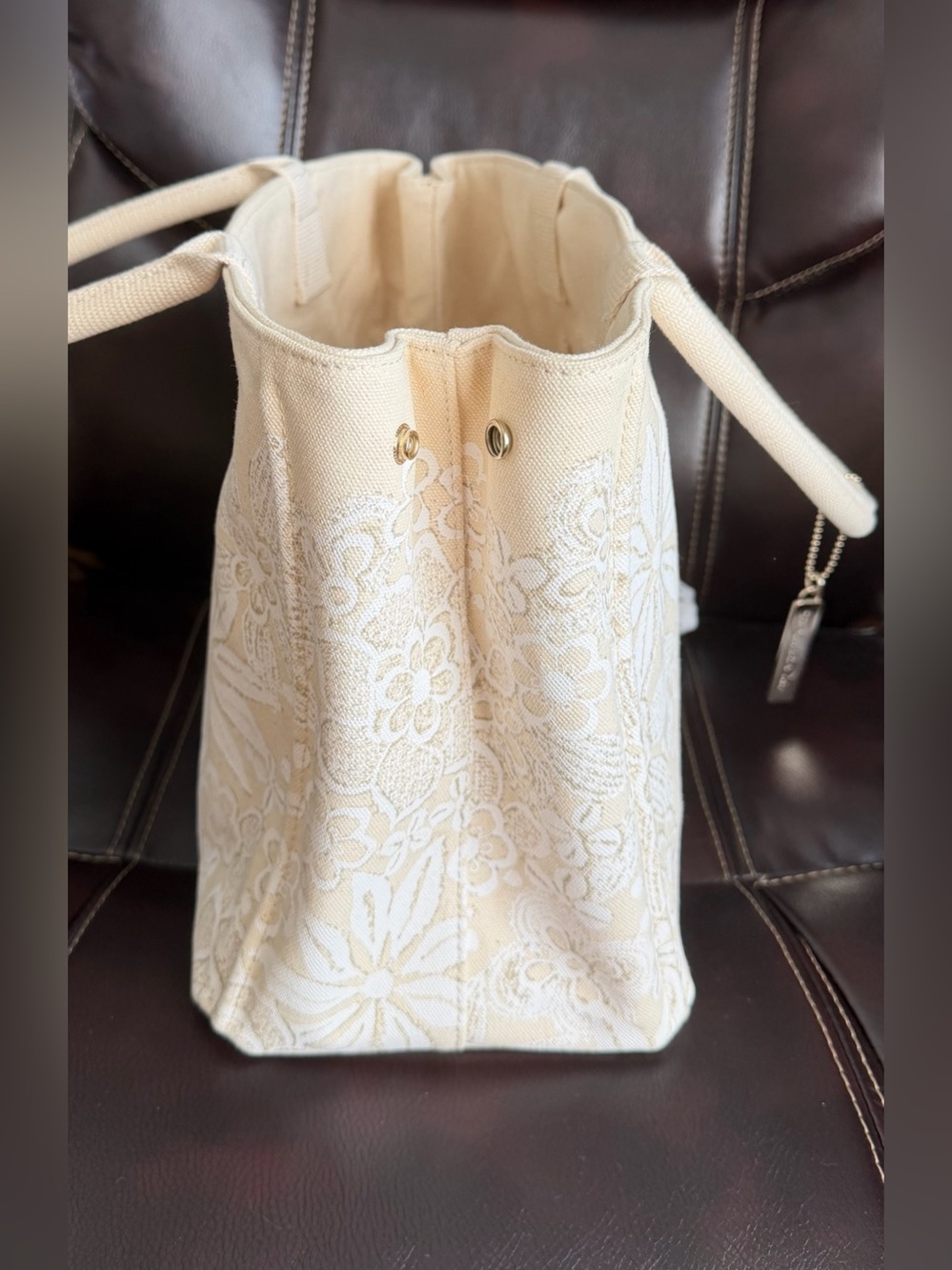 Oscar de la Renta  Tote Bag - Picture 11 of 13